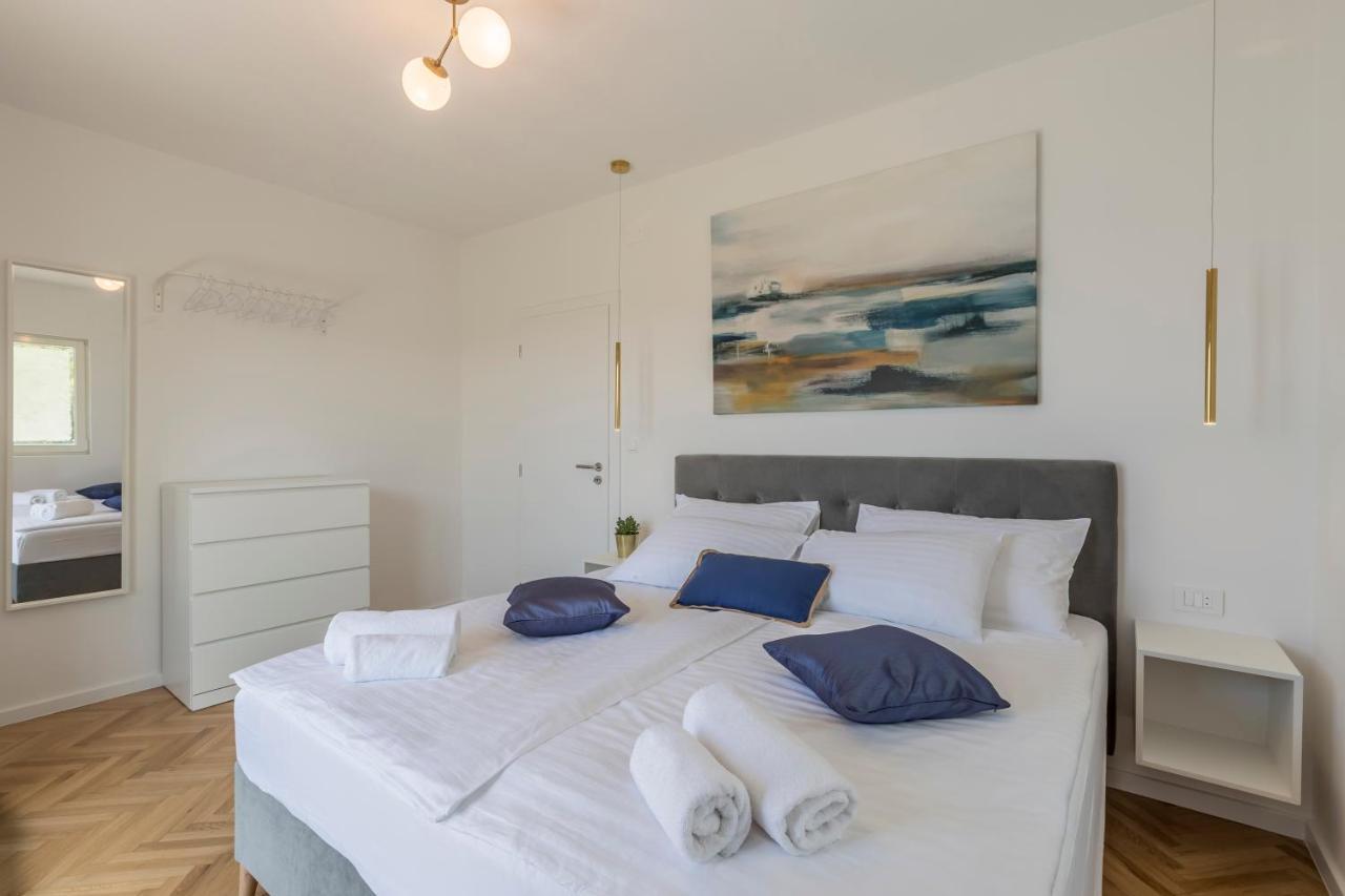 Apartment Shades Of Blue Hvar Town Exterior photo