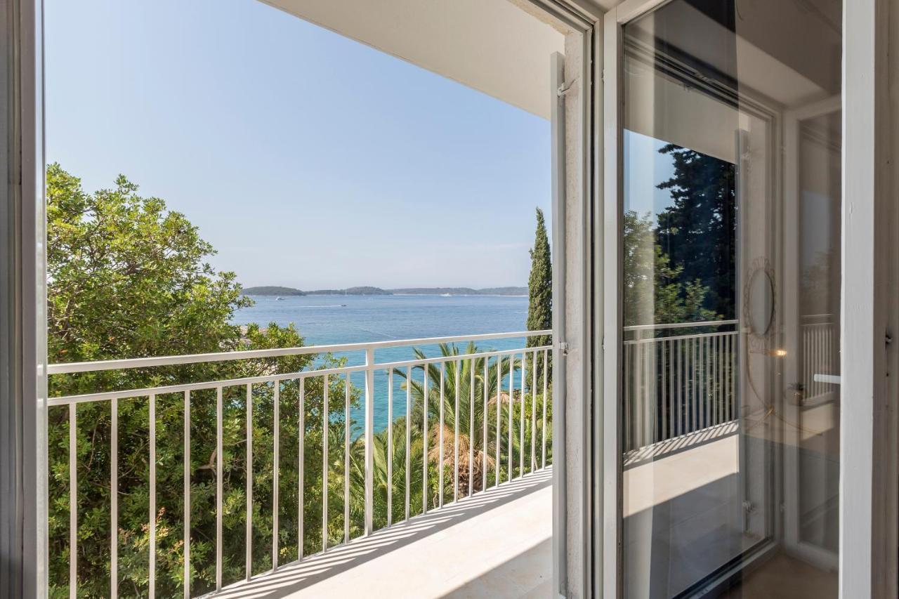 Apartment Shades Of Blue Hvar Town Exterior photo